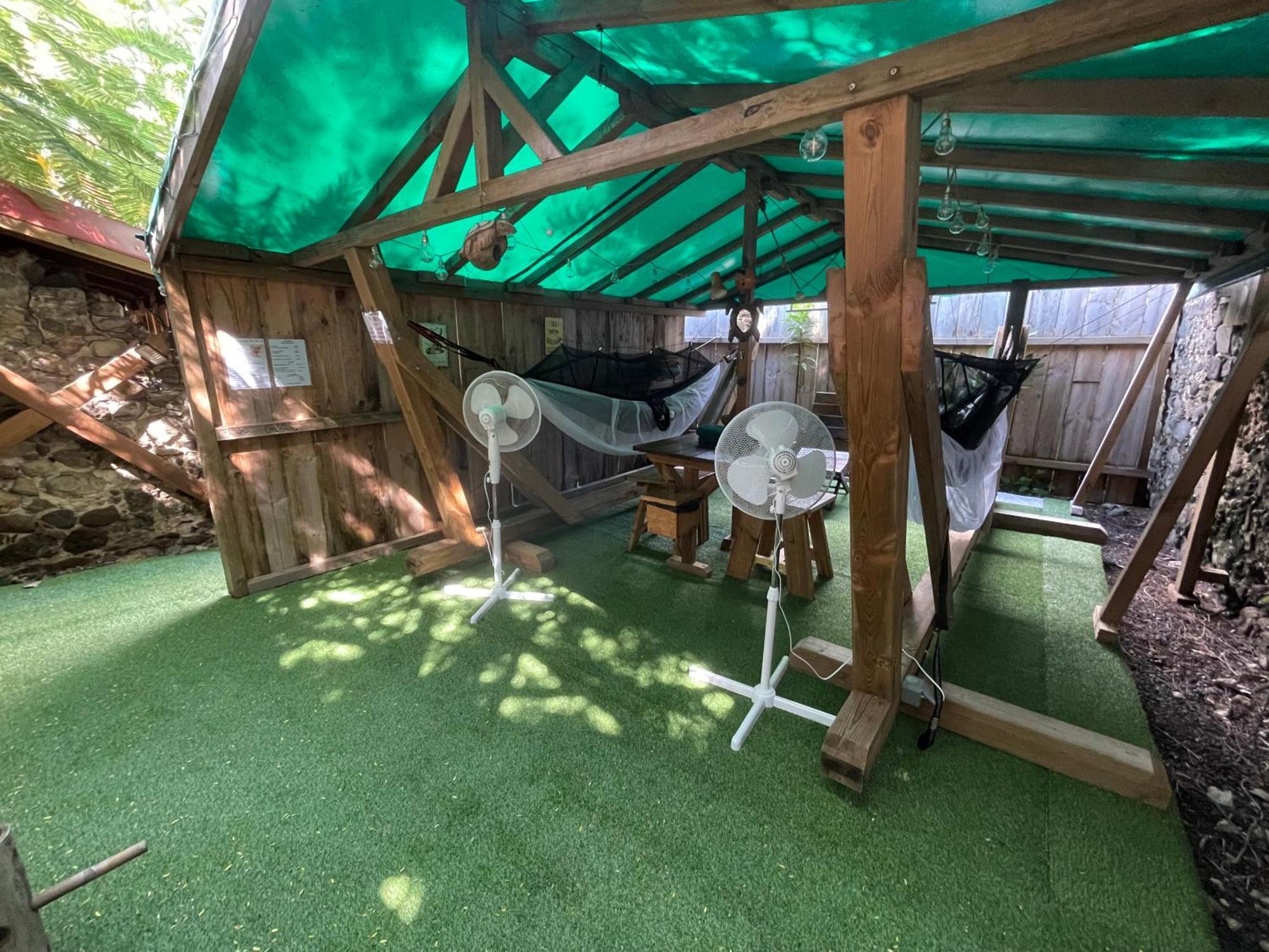 Les Hamacs Aux Saintes Hotel Terre-De-Haut Kültér fotó